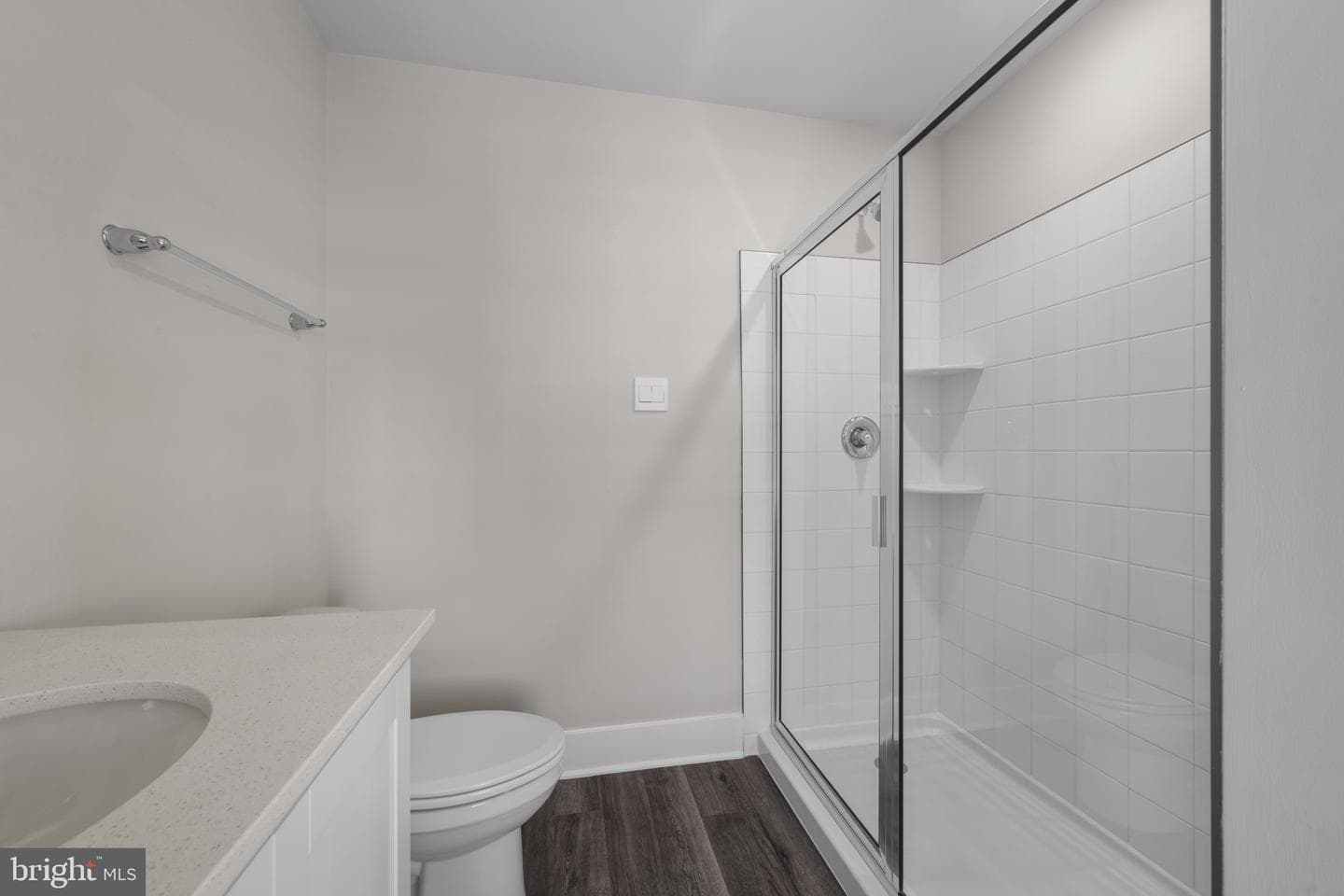 343 Hackley Drive photo 19