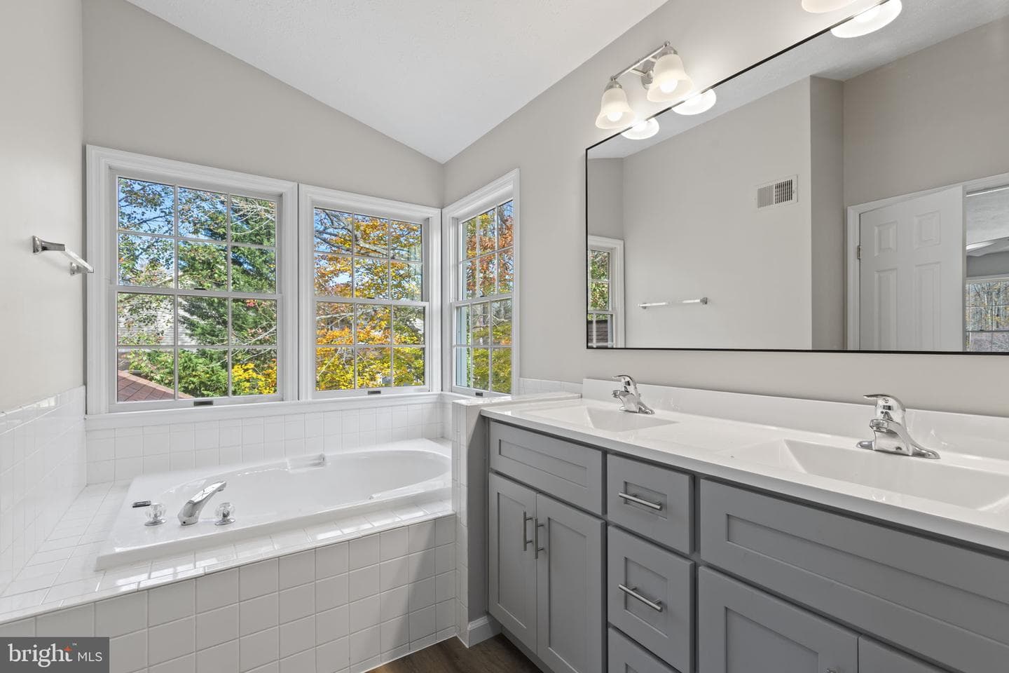 412 Grasmere Drive photo 26