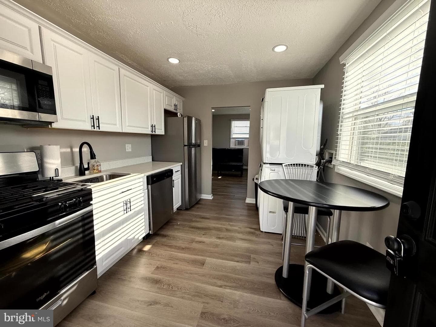 147 Bannister Avenue photo 11