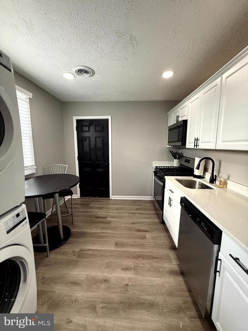 147 Bannister Avenue photo 15