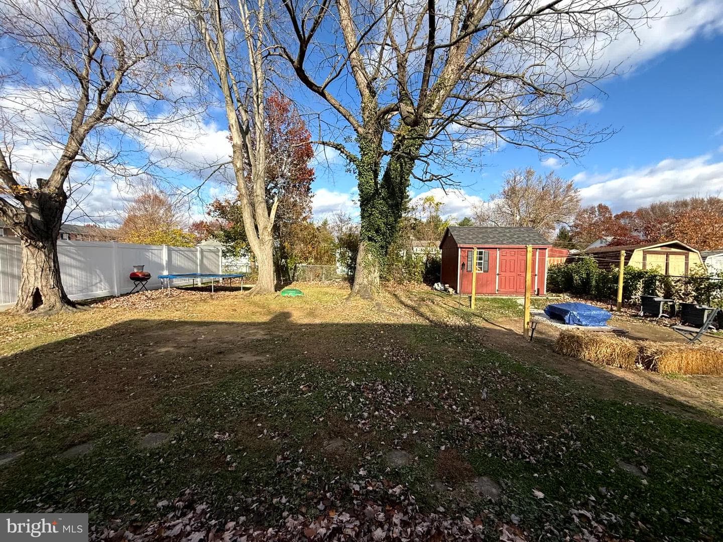 147 Bannister Avenue photo 34