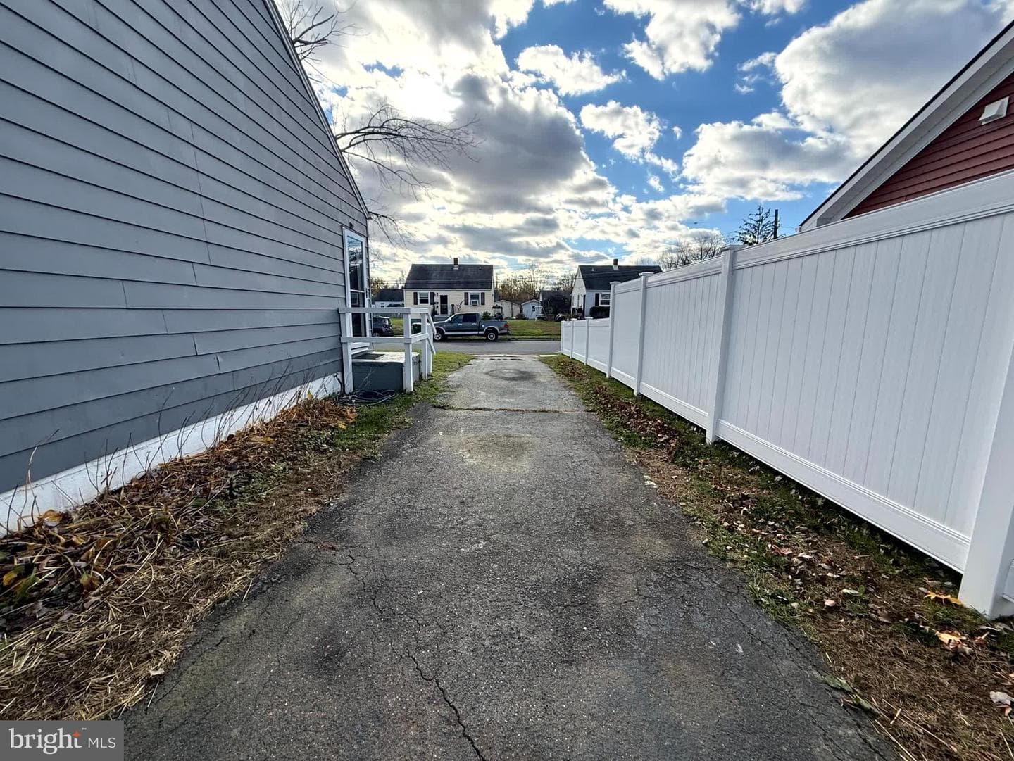 147 Bannister Avenue photo 37