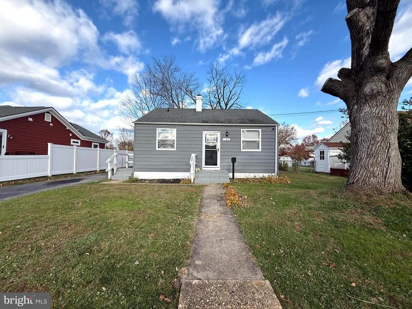 147 Bannister Avenue photo 38