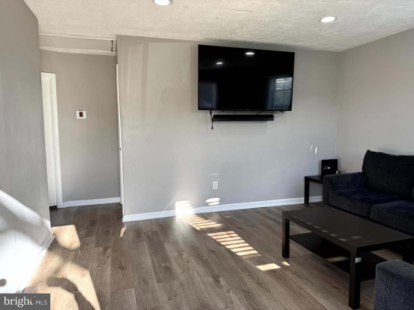 147 Bannister Avenue photo 4