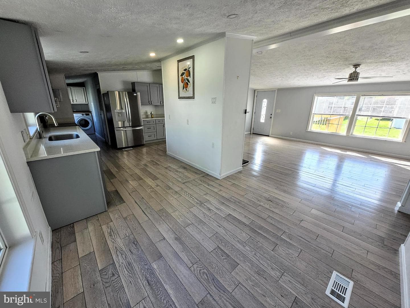 225 Poclain Drive photo 3
