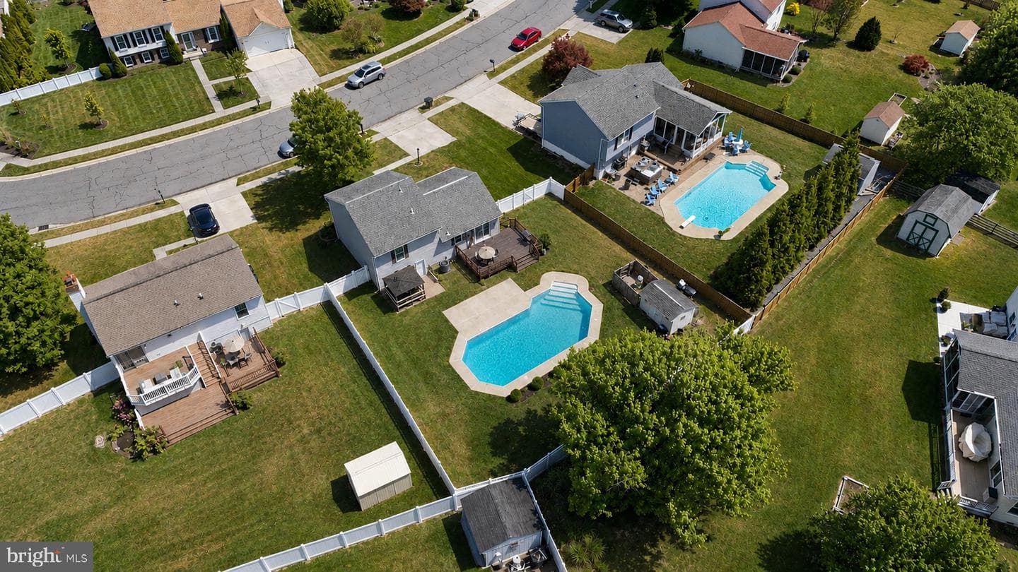 903 Harvey Lane photo 30