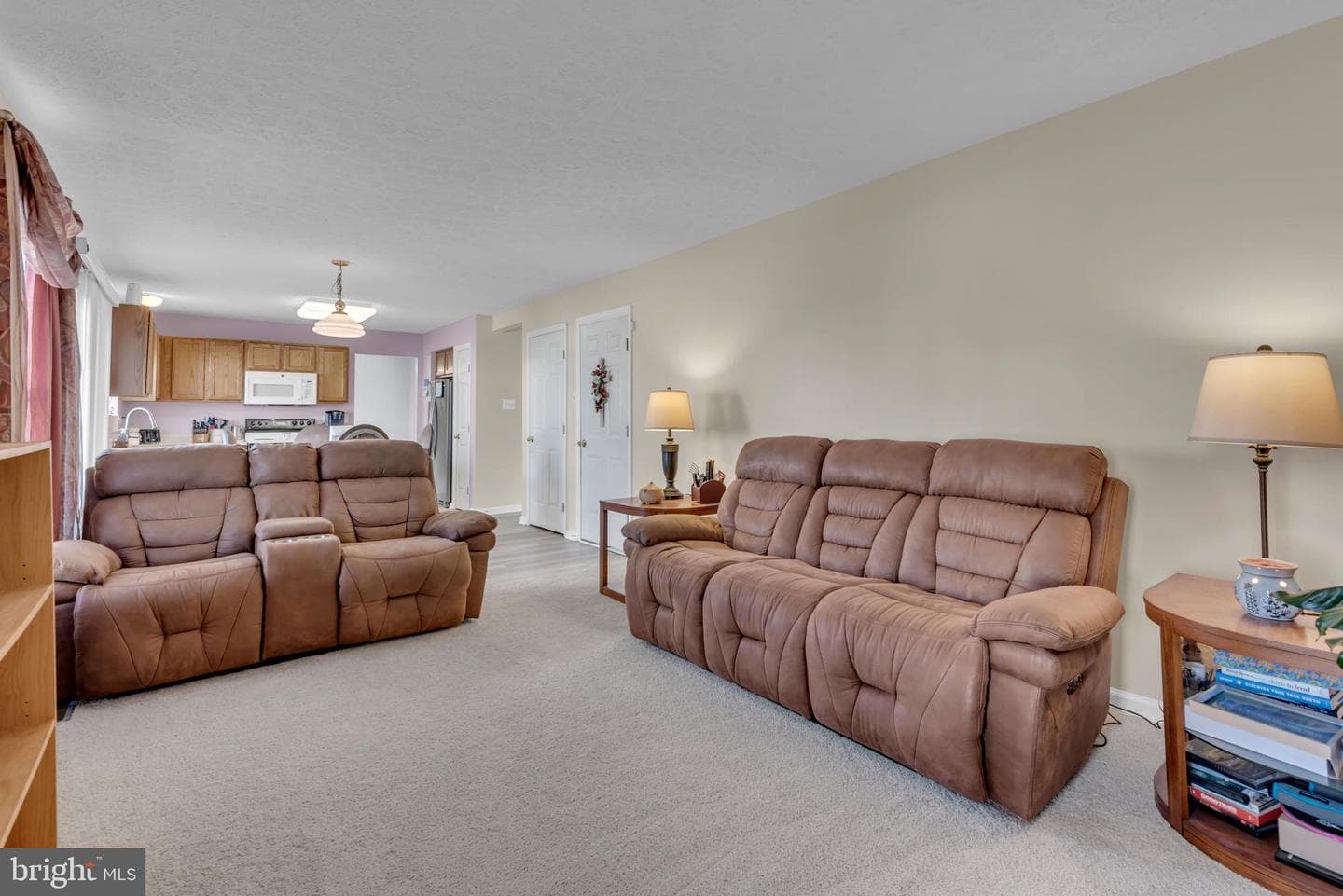 2961 Siwanoy Drive photo 12