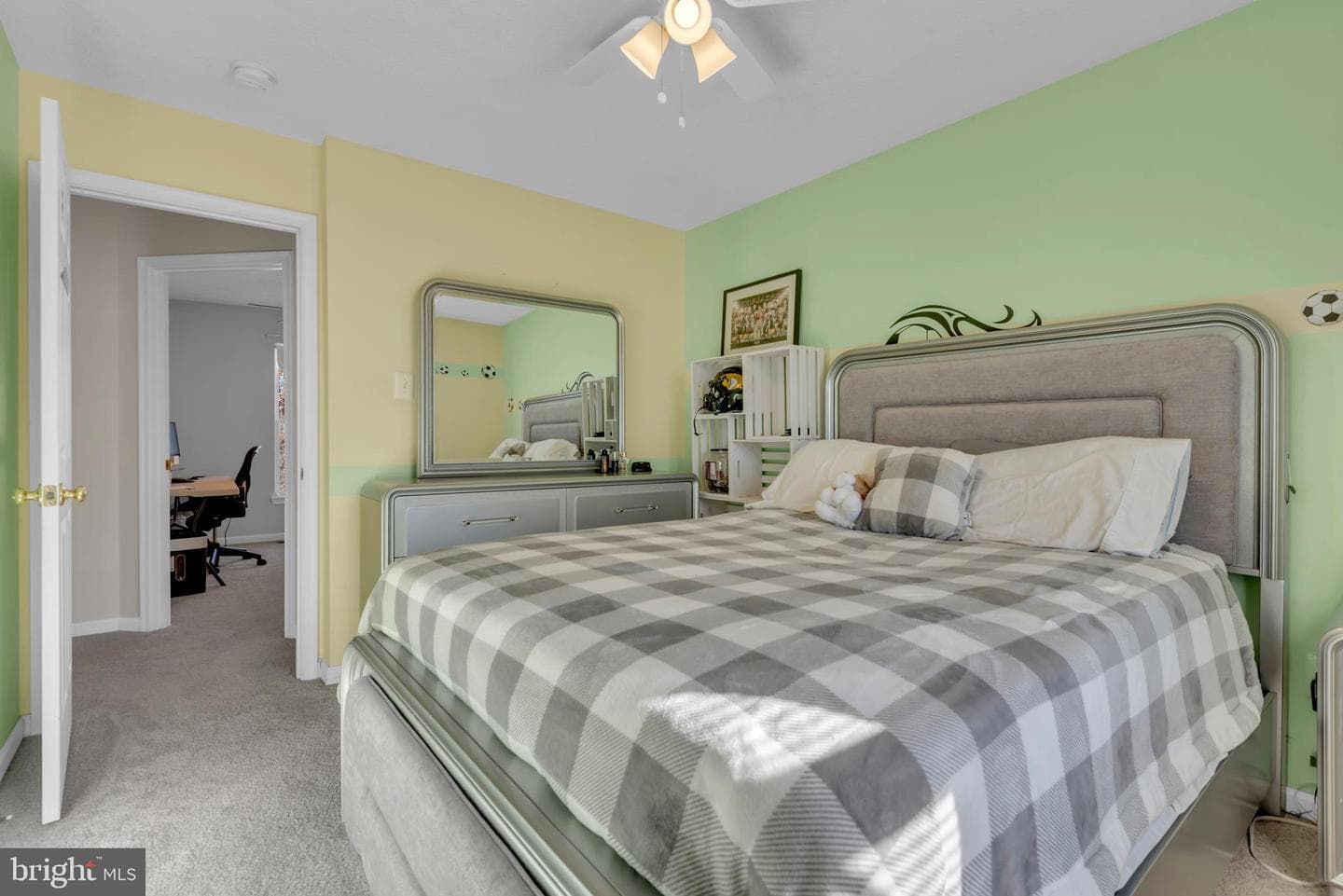 2961 Siwanoy Drive photo 24