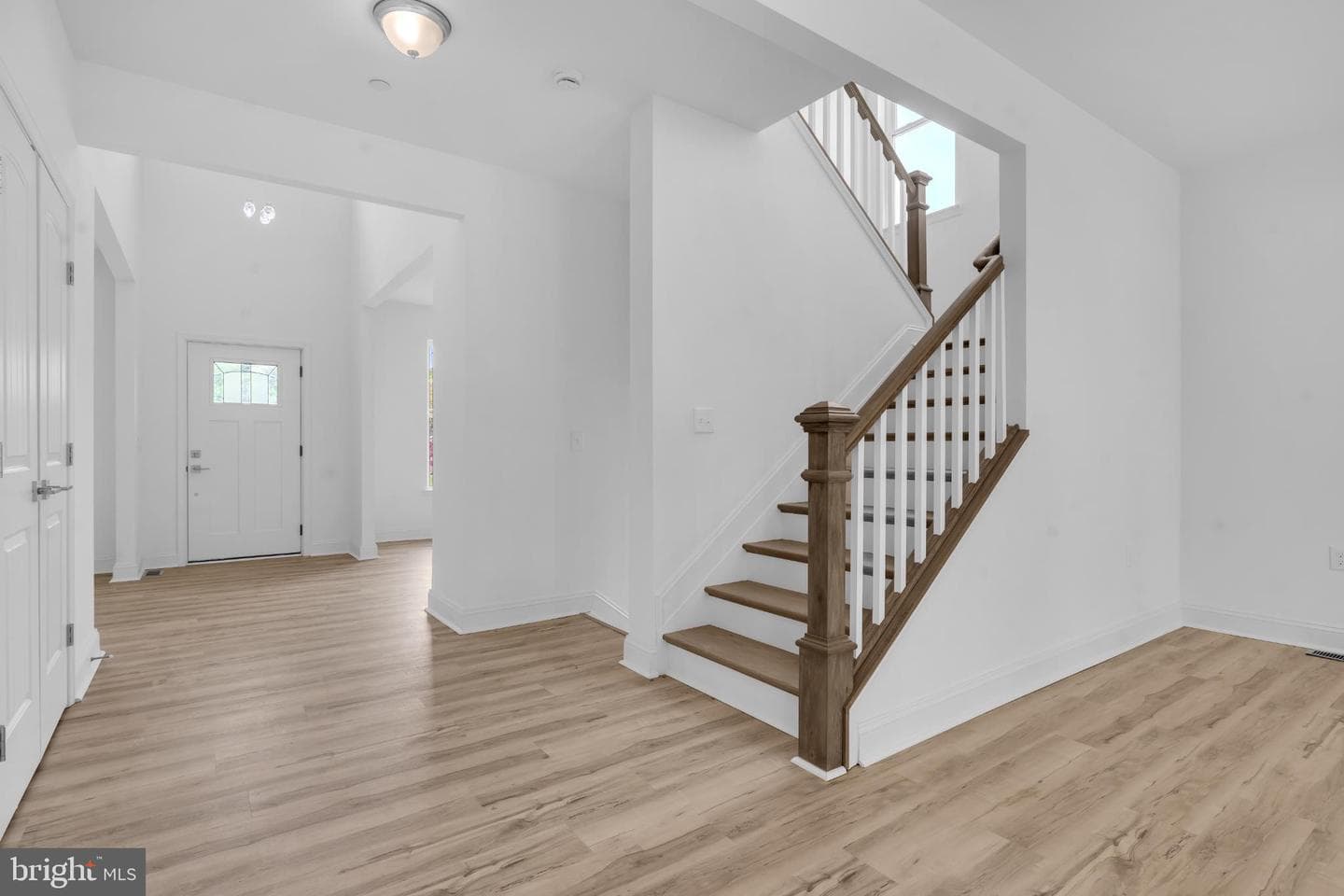 413 Trimble Road photo 15