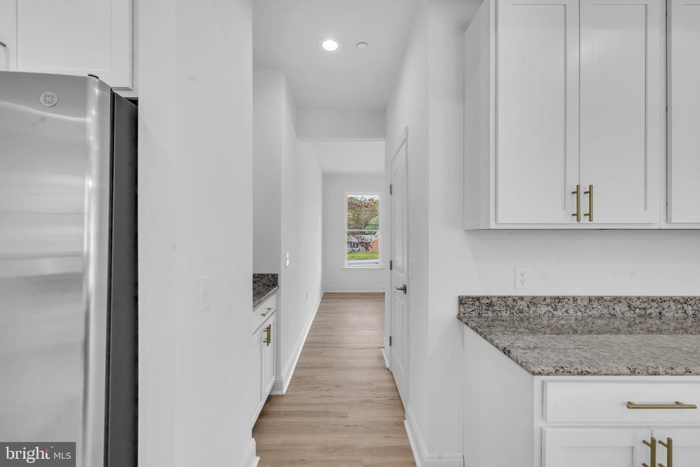413 Trimble Road photo 19
