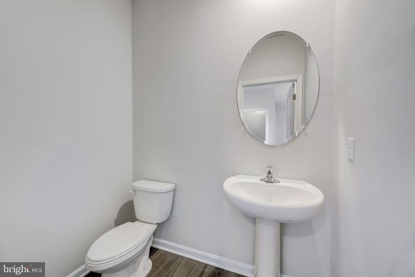 804 Hyssop Court photo 11