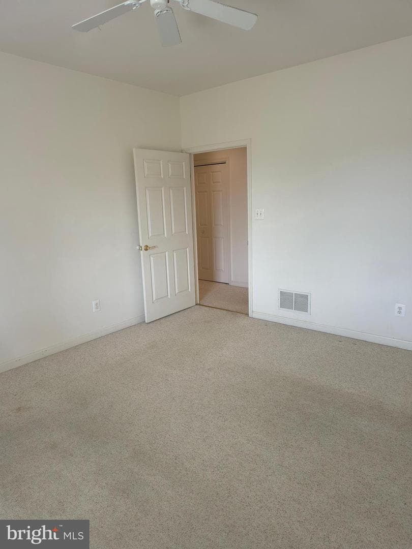 1604 S Tollgate Road photo 39