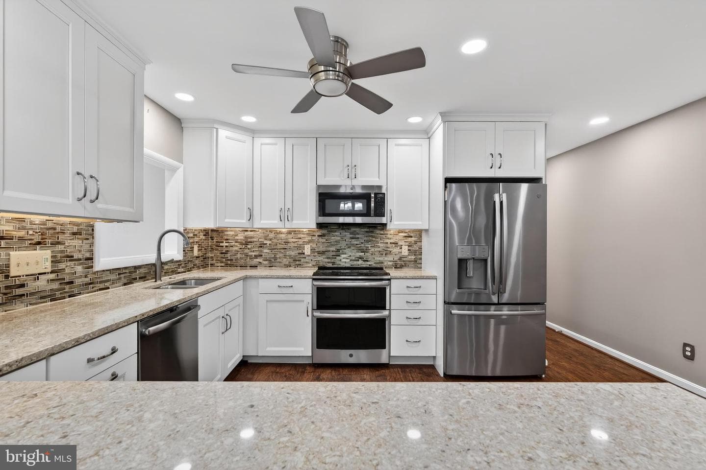 1115 Stromko Drive photo 5