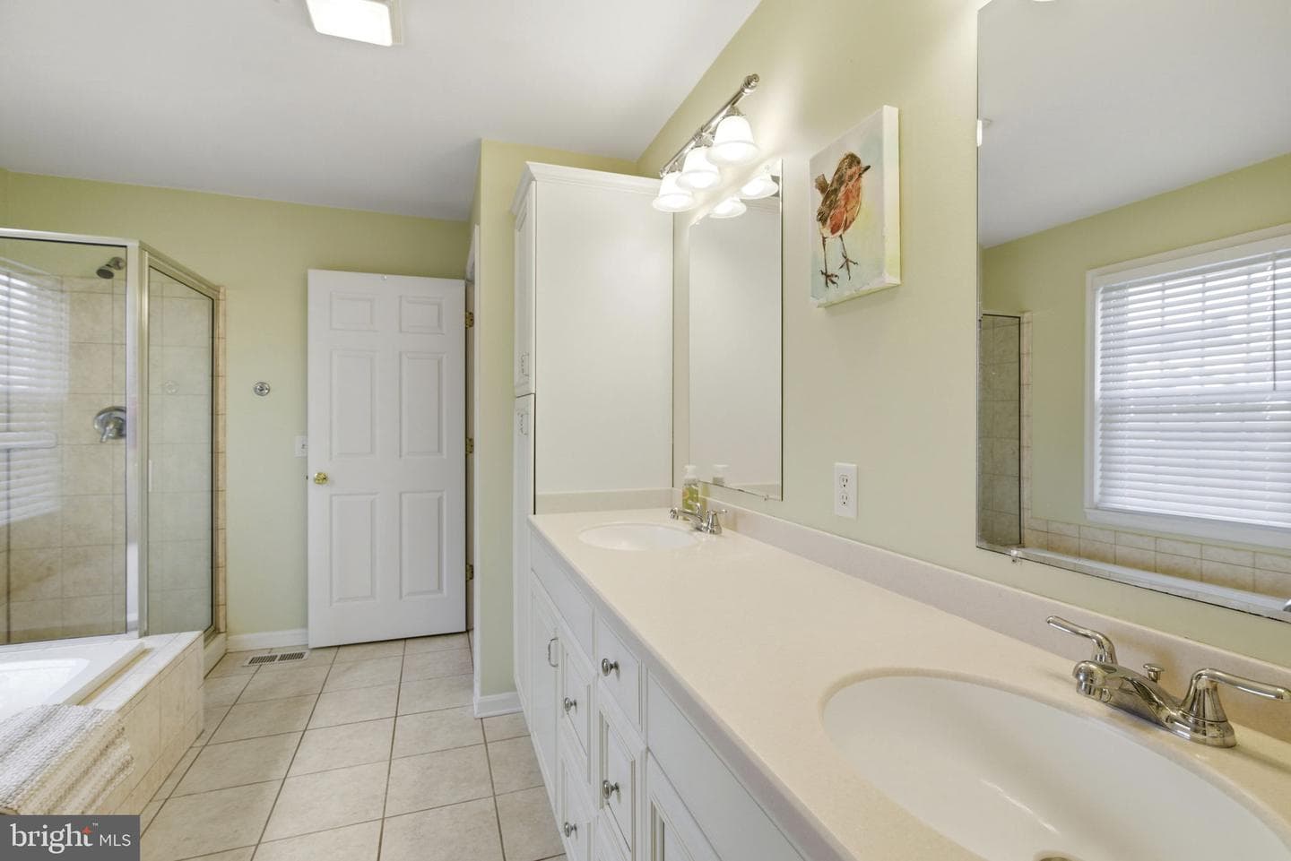 402 N Shamrock Road photo 25