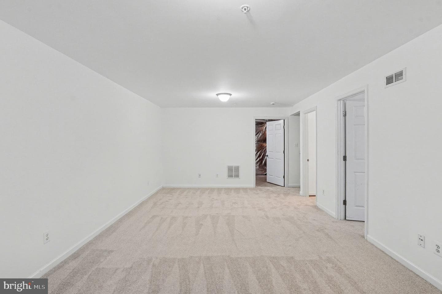 506 Millar Court photo 27