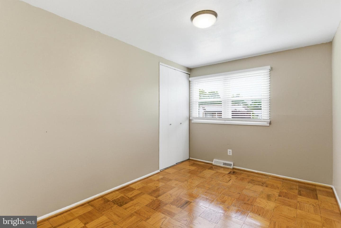 203 Kane Court photo 27