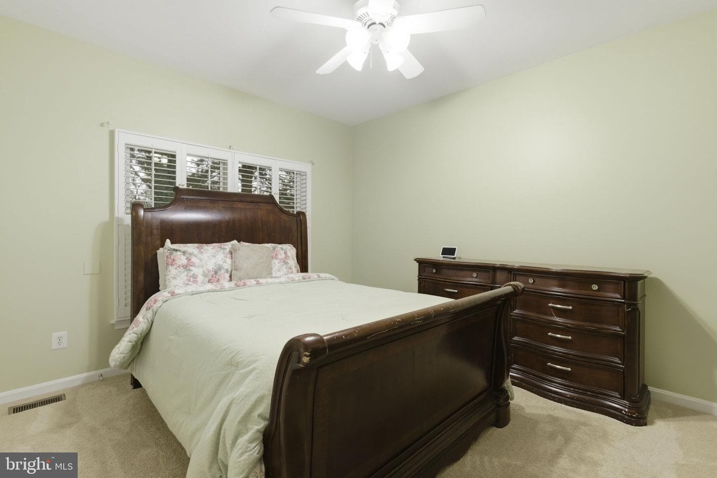 922 Sidehill Drive photo 27