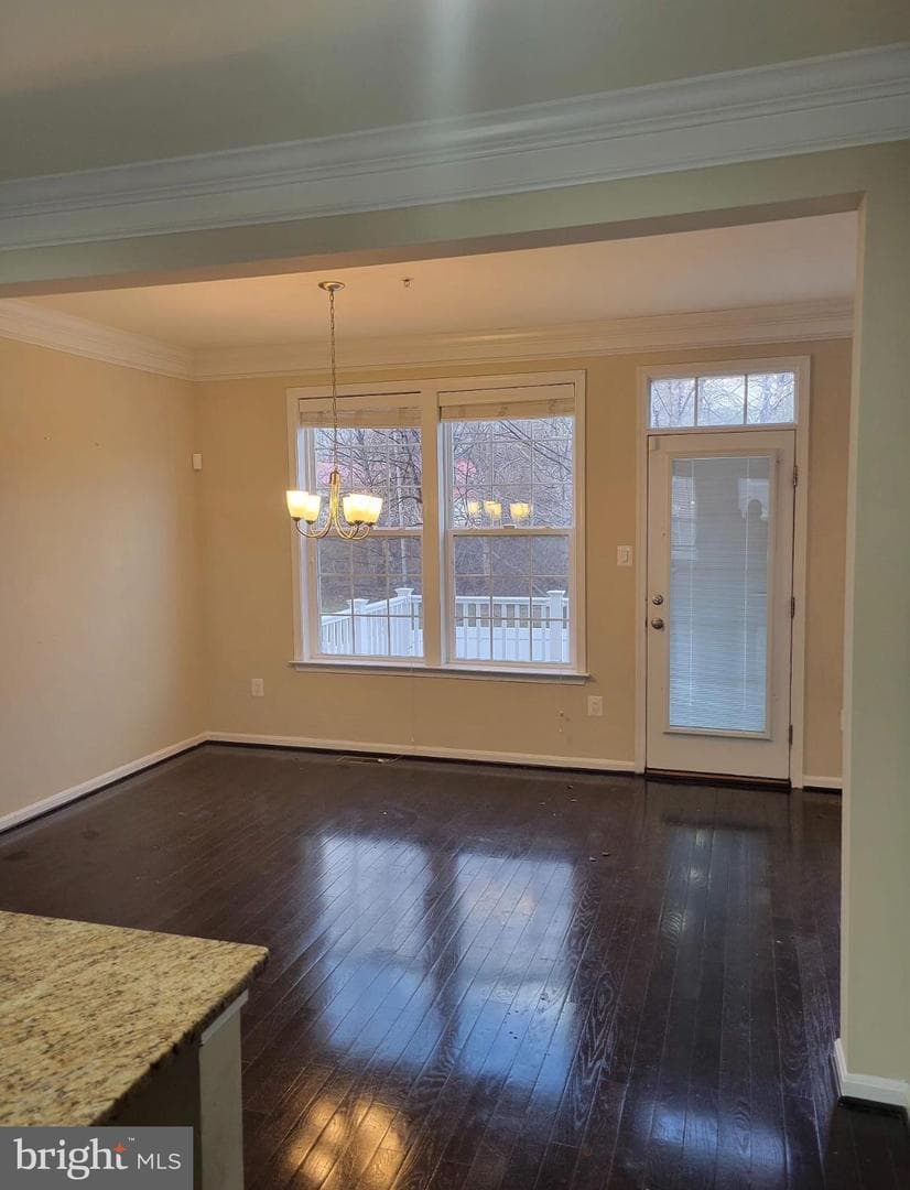 1652 Livingston Drive photo 14