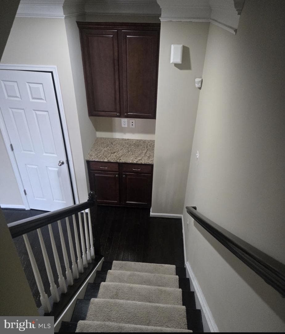 1652 Livingston Drive photo 28