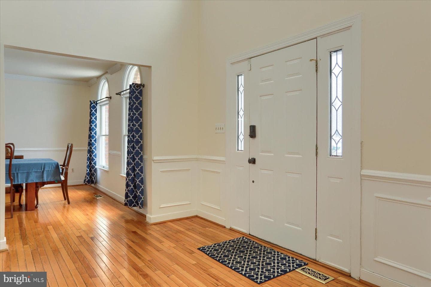 434 Dellcrest Drive photo 3