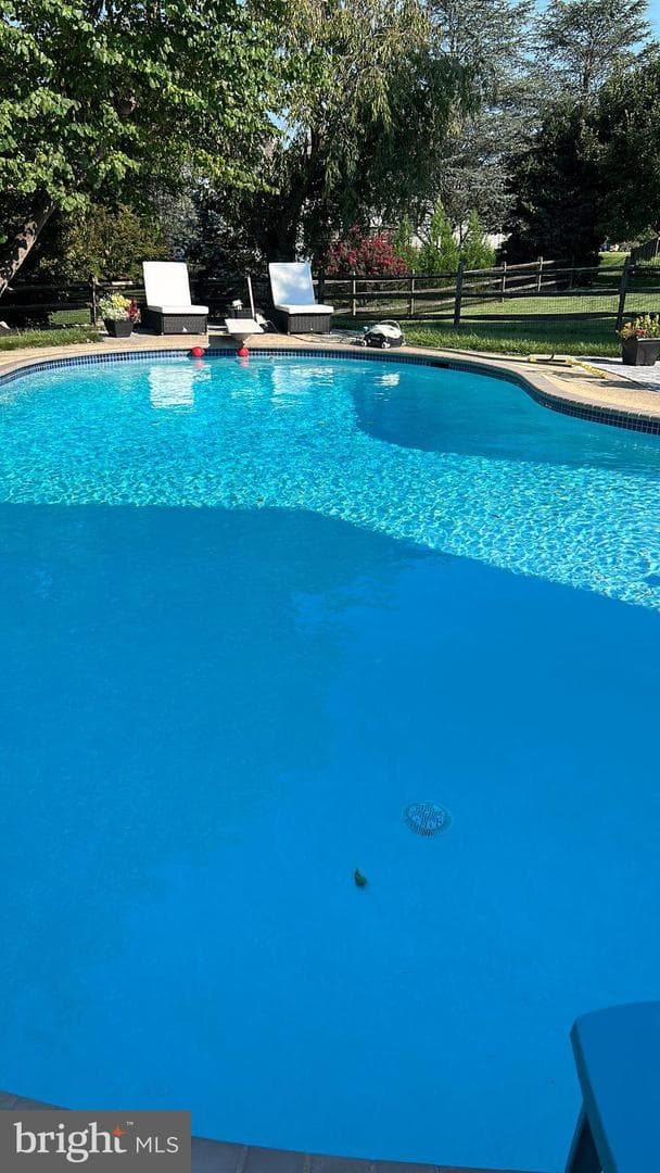 1611 Lynndale Court photo 2