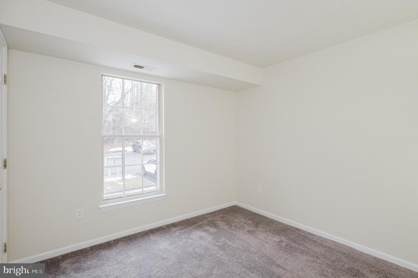 1006 Markham Court #15 photo 35