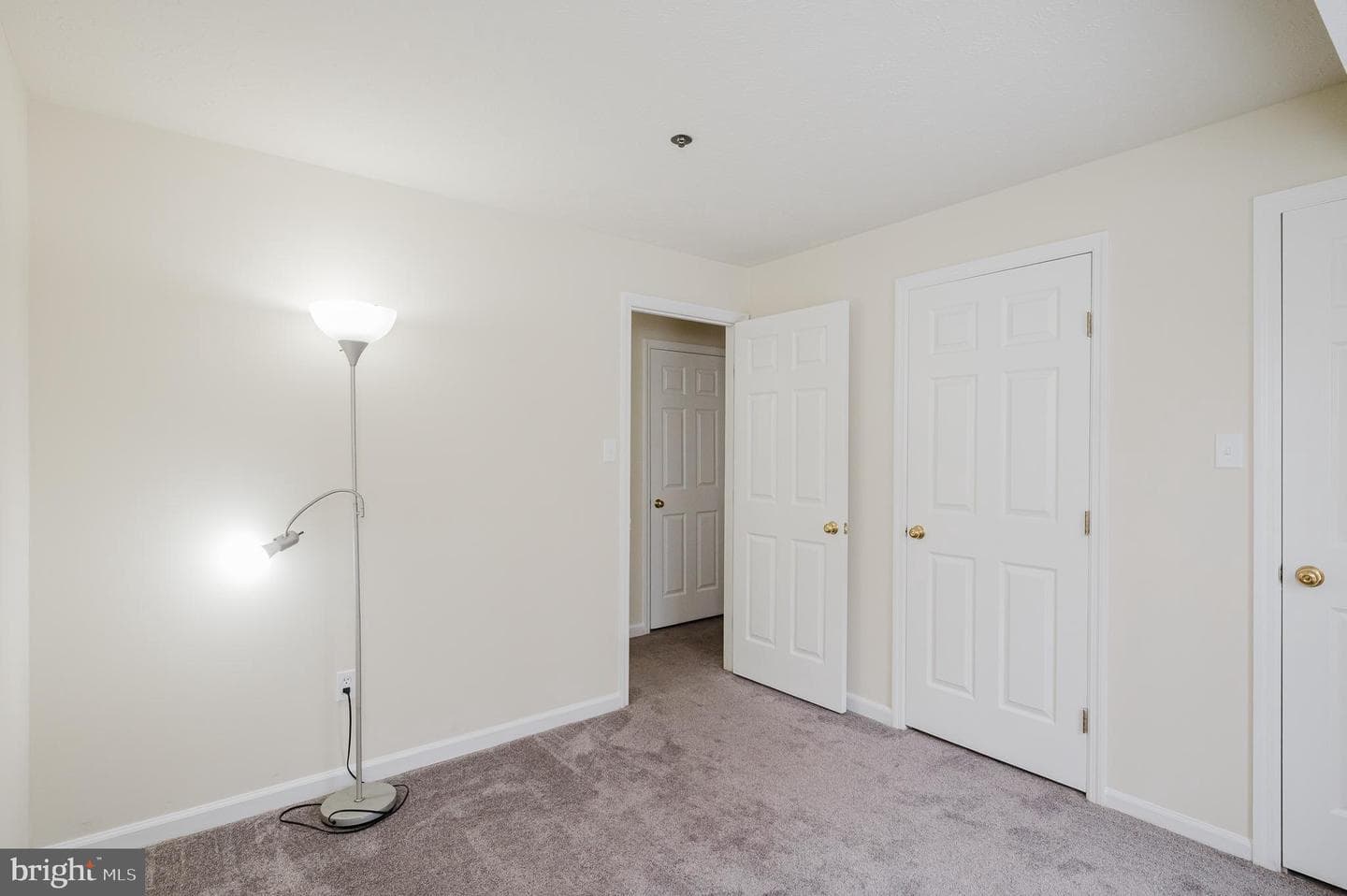 1006 Markham Court #15 photo 38