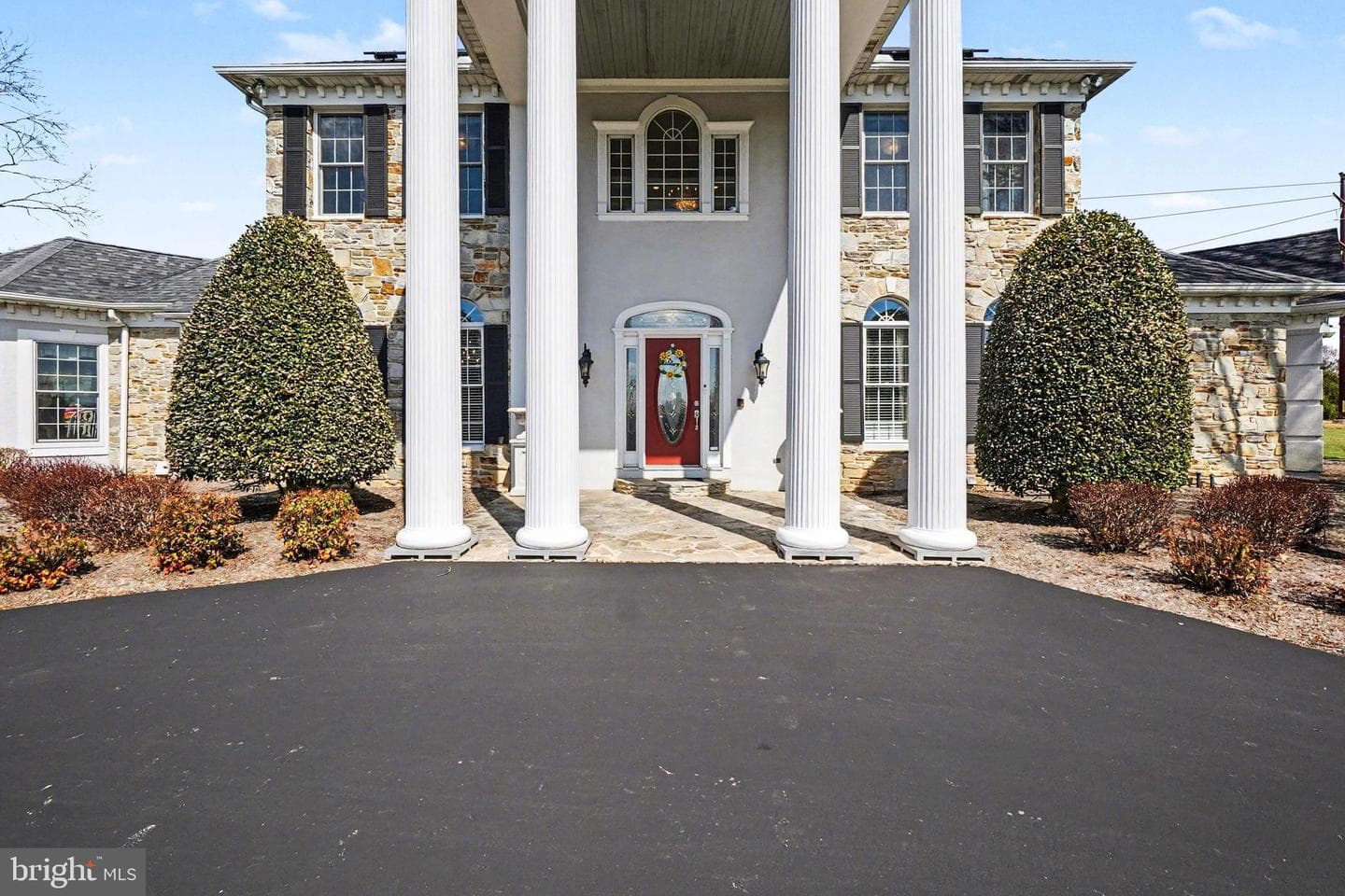 2309 Kings Arms Drive photo 7