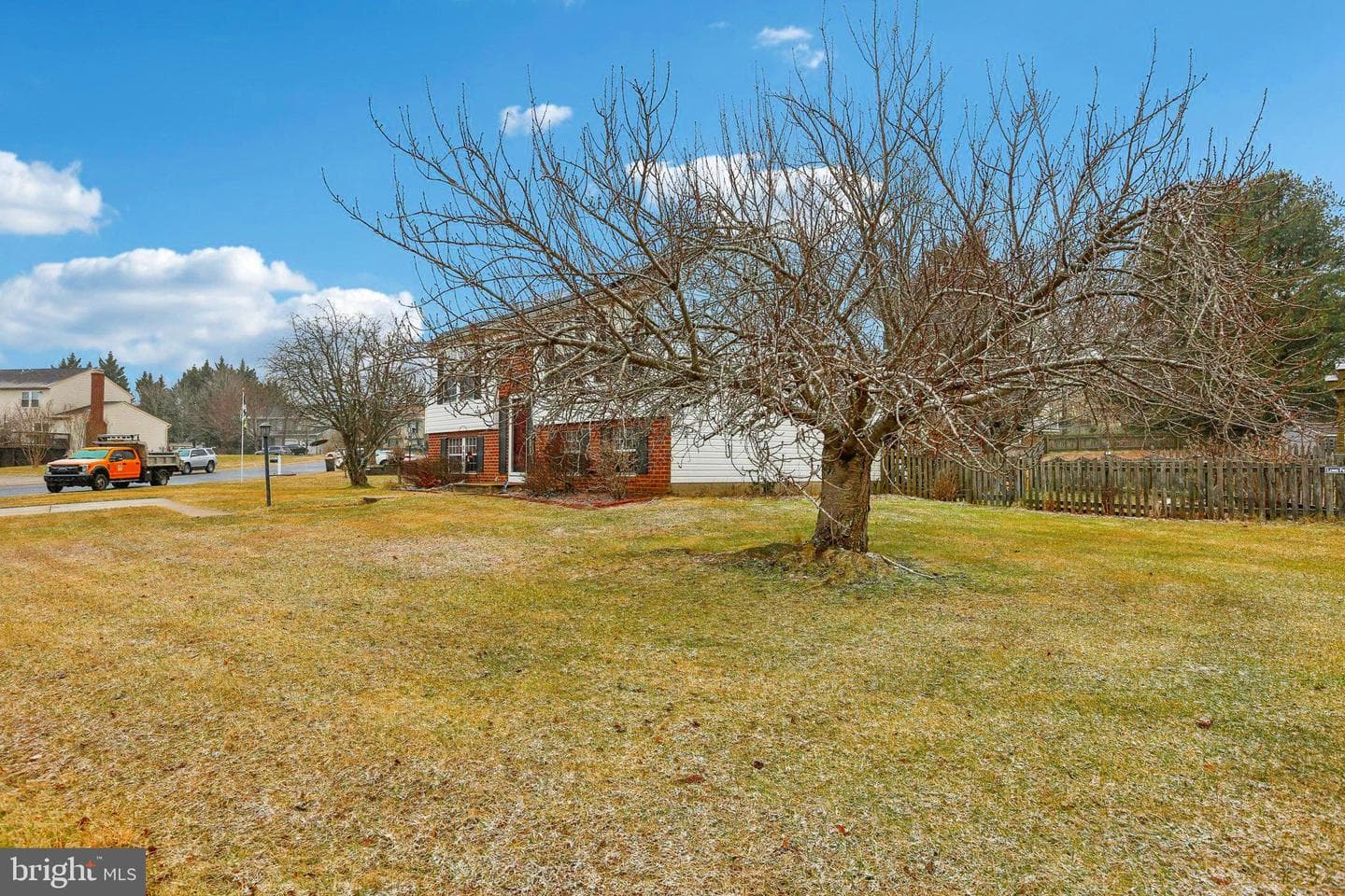 925 Hamburg Drive photo 30