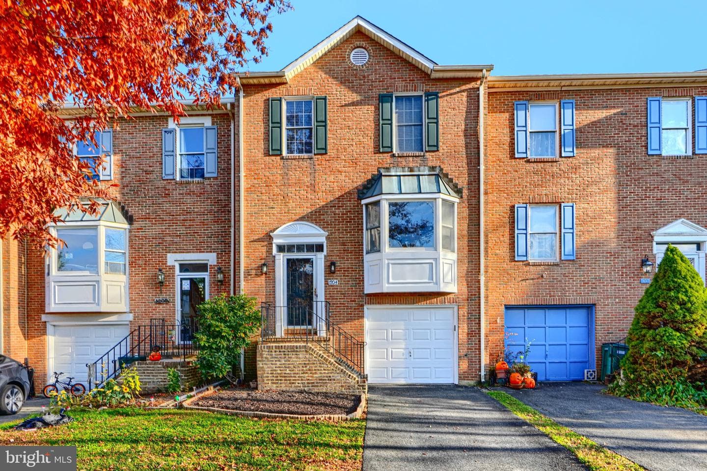 1204 Athens Court photo 1