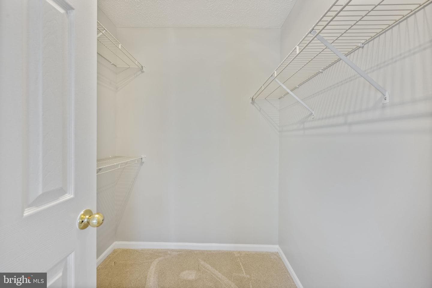 822 Lancaster Drive photo 23