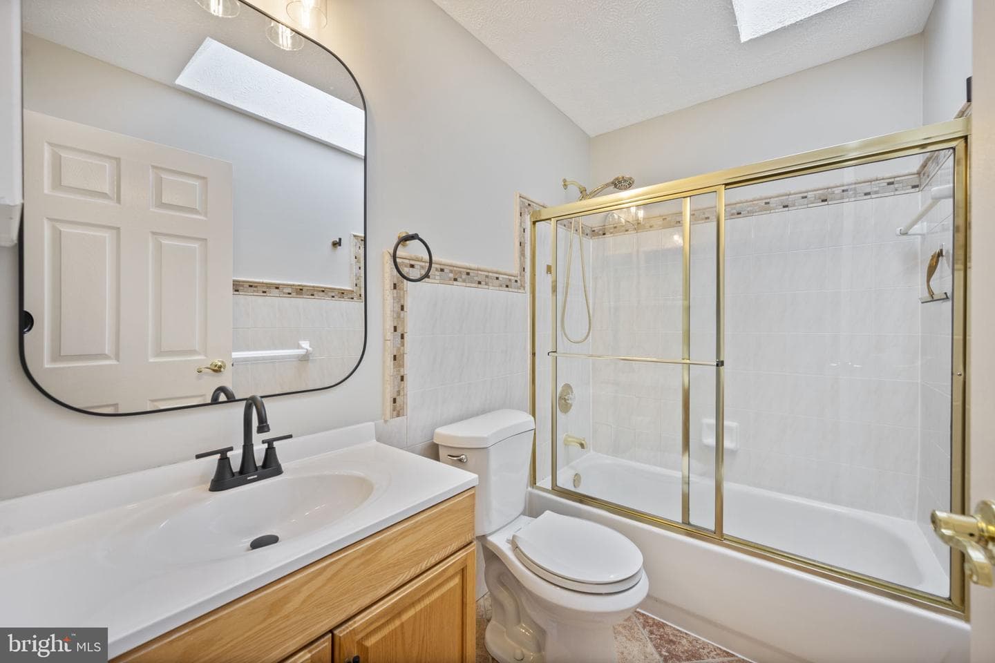 822 Lancaster Drive photo 29