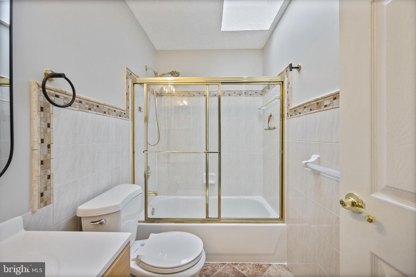 822 Lancaster Drive photo 30