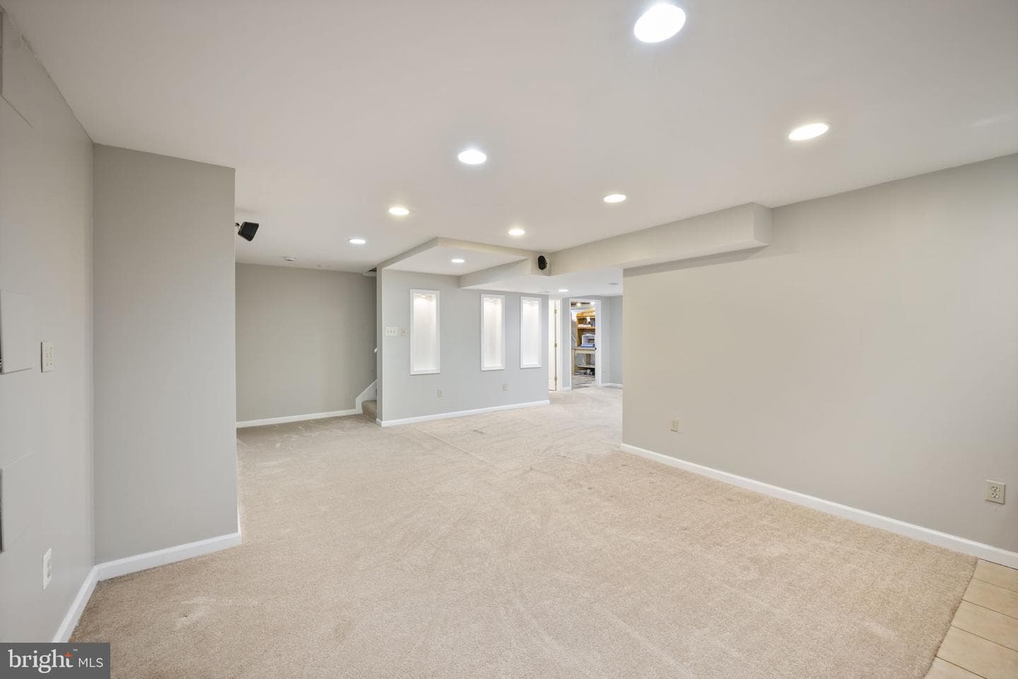 822 Lancaster Drive photo 39