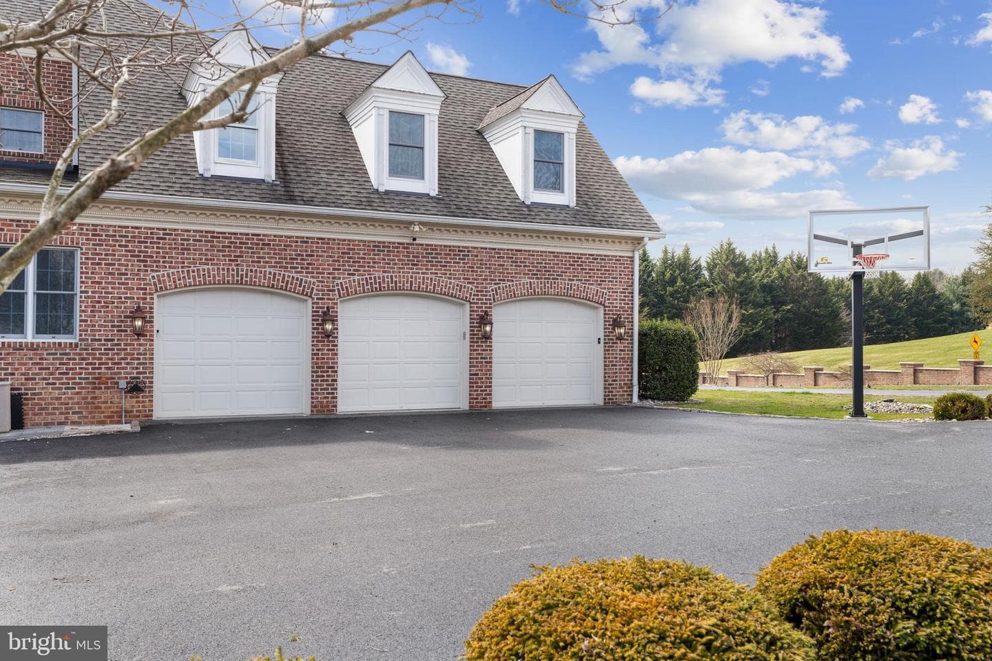 1410 Falls Crest Drive photo 42