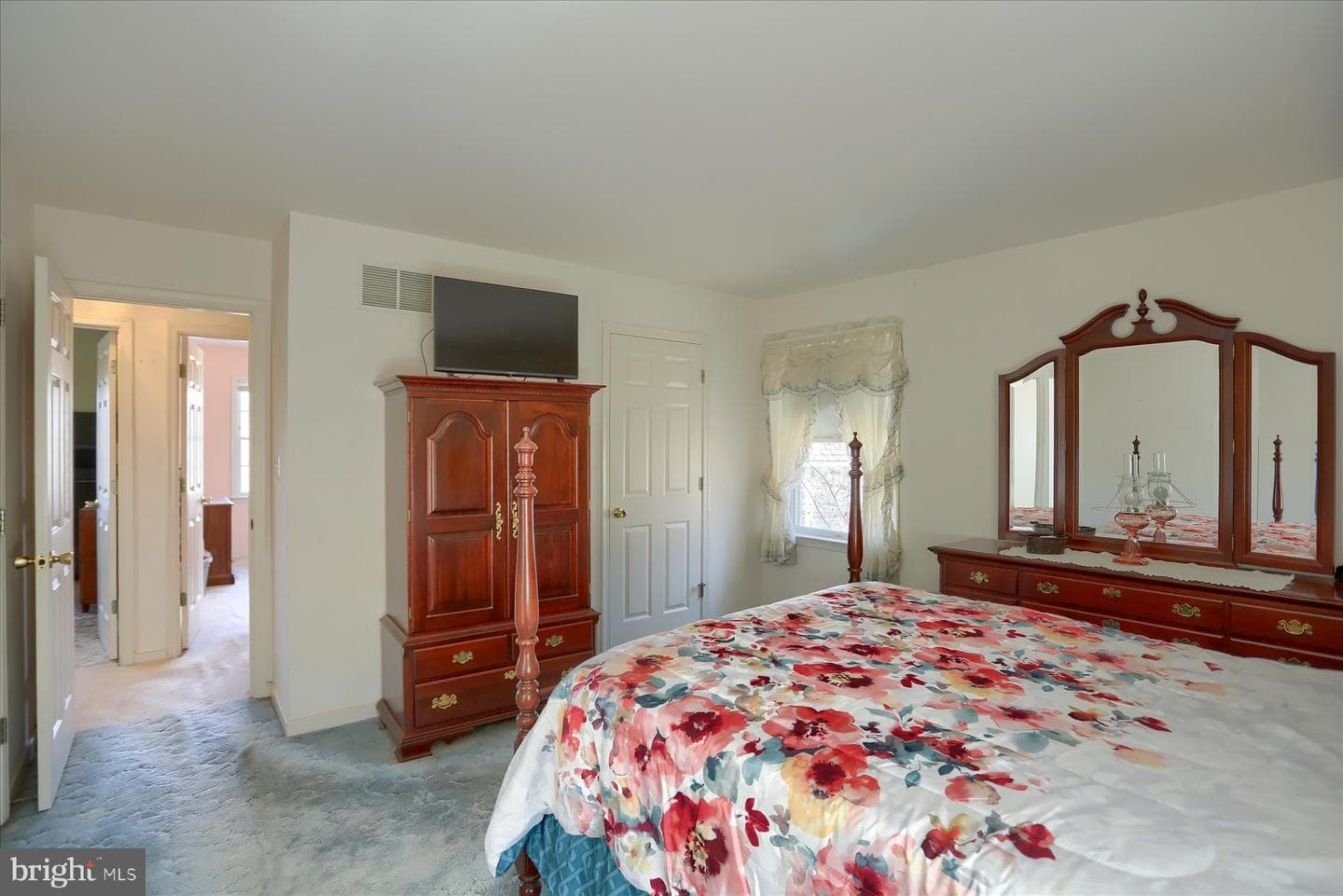 3006 Charles Street photo 26