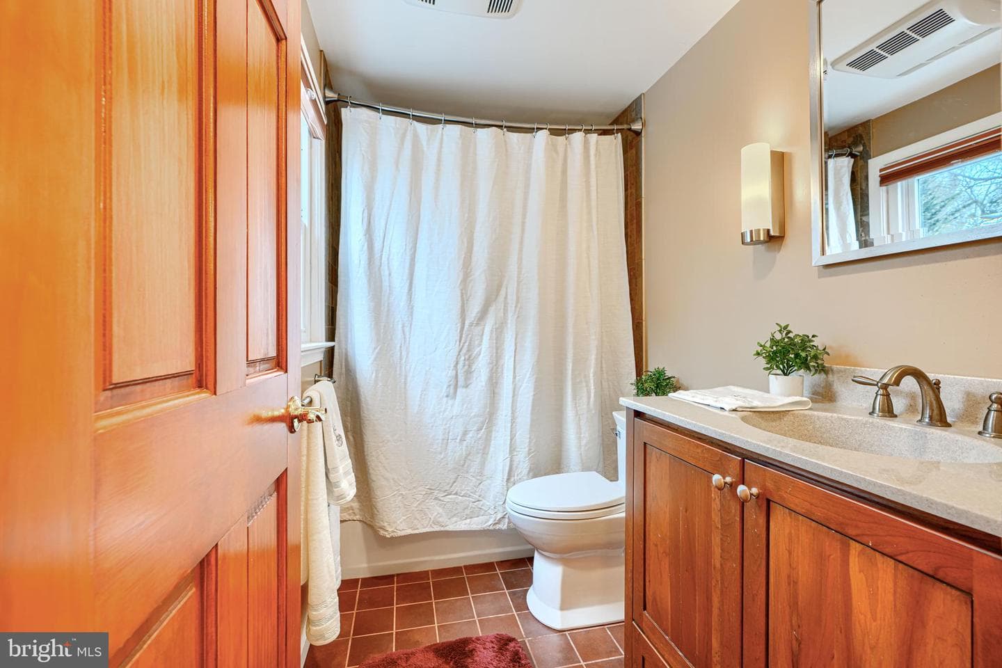 1202 Vermont Road photo 50