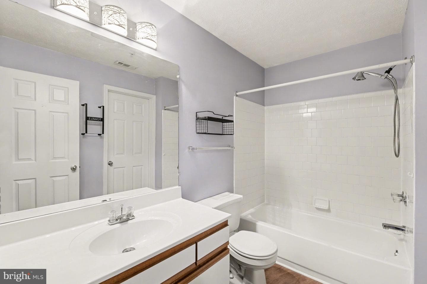 1201 Friars Wood Court #202 photo 16