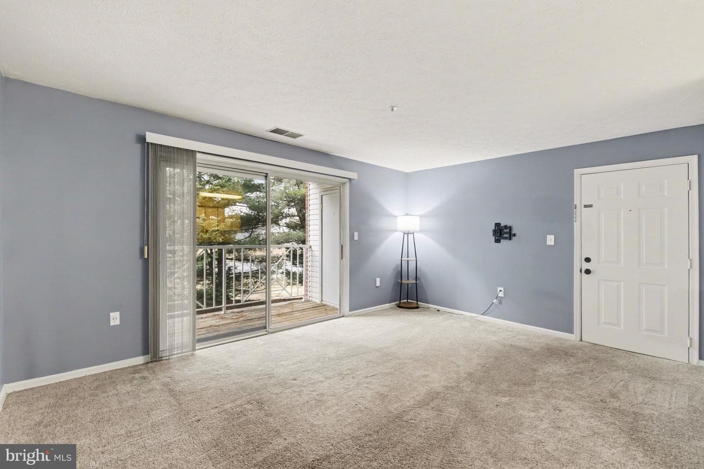 1201 Friars Wood Court #202 photo 4
