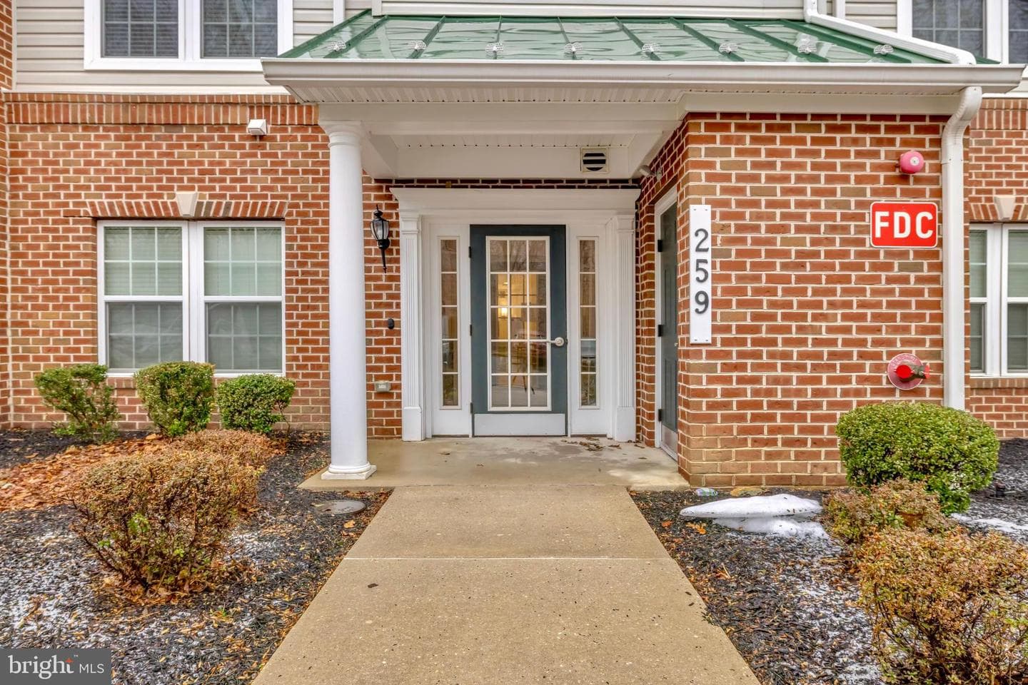 259 Beckenham Circle #404 photo 3