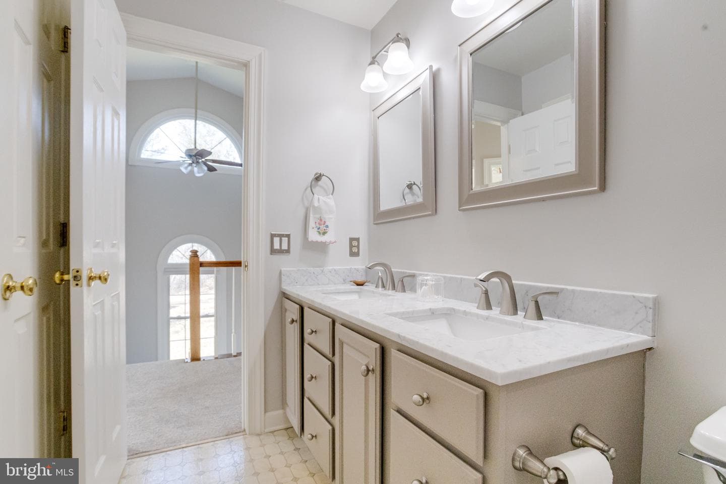 200 Temple Drive photo 59
