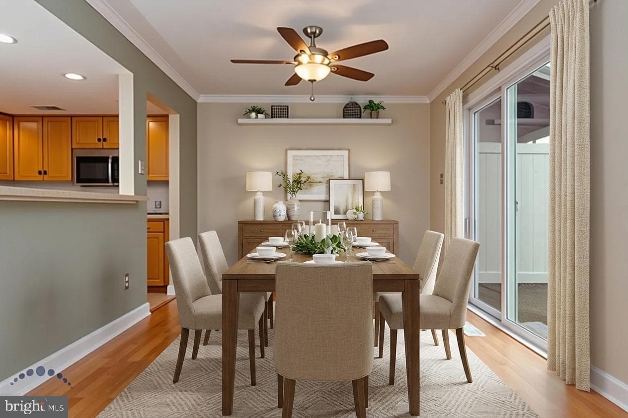 688 Shore photo 17