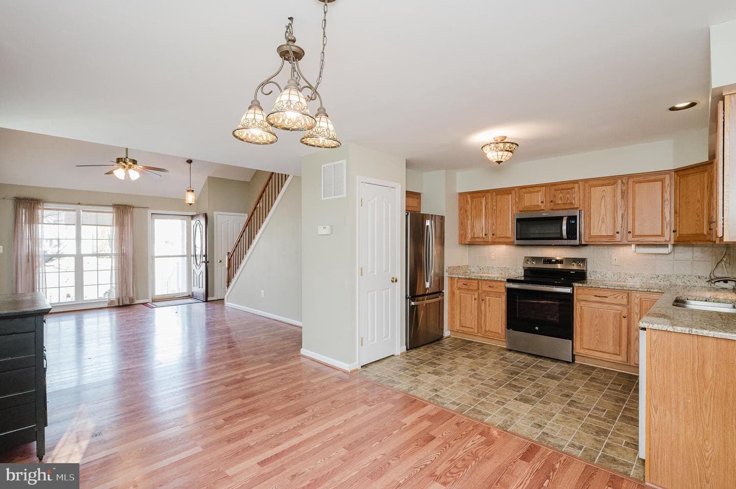 1114 E Viking Court photo 10