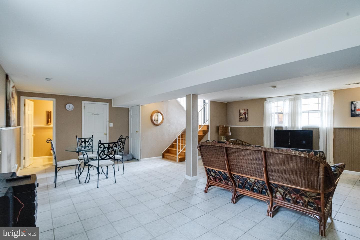 520 Woodbury Way photo 52