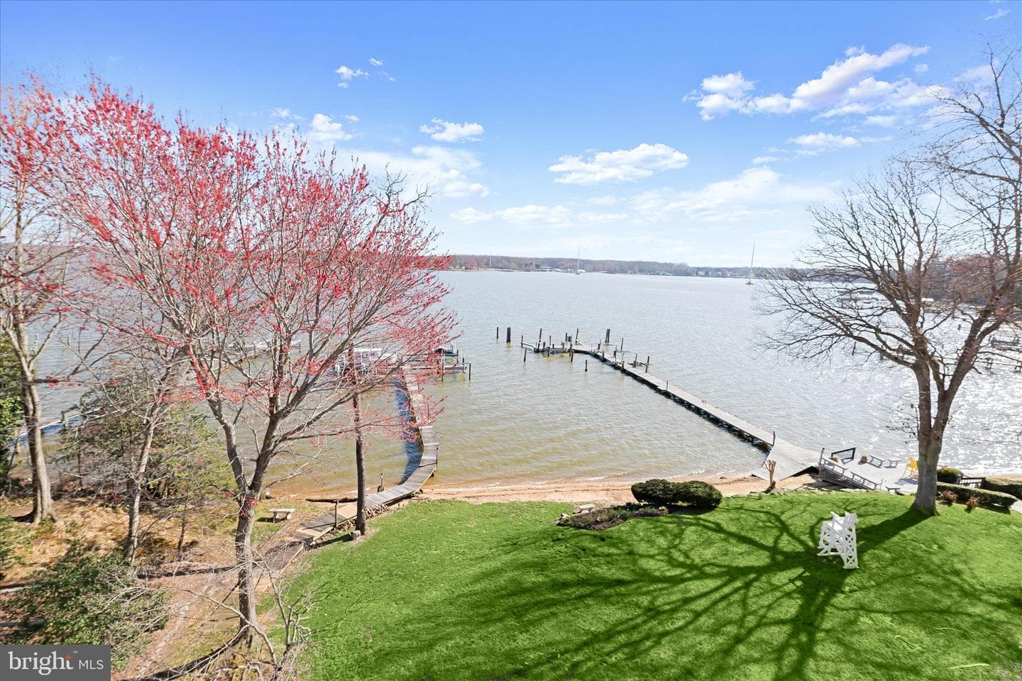 904 W Baker Avenue photo 84