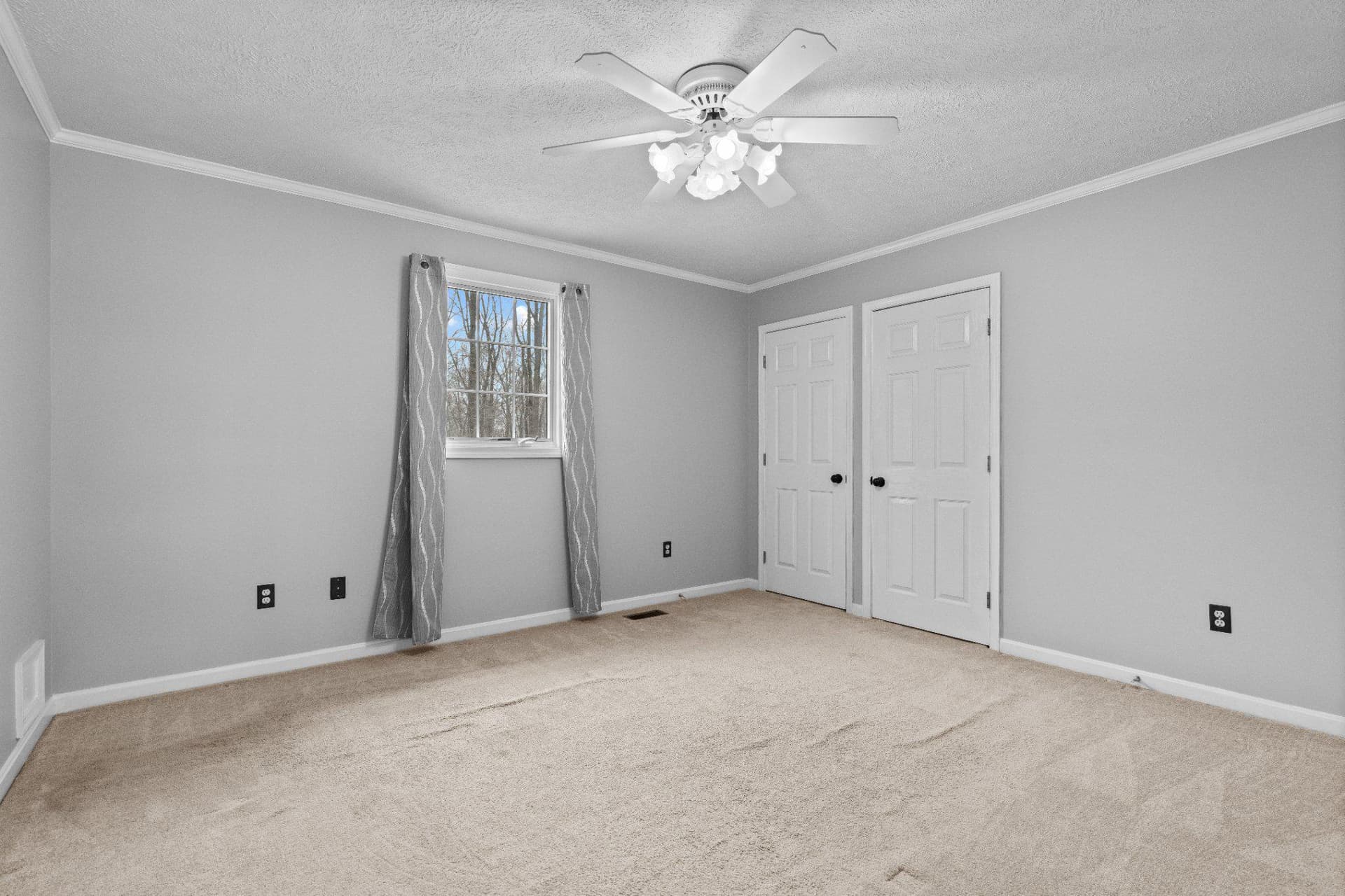 2301 Cool Woods Court photo 29