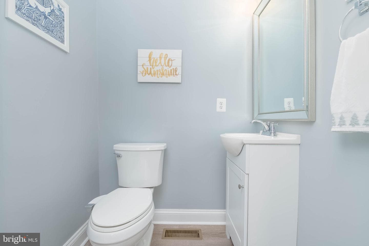 2828 Harford Road photo 22