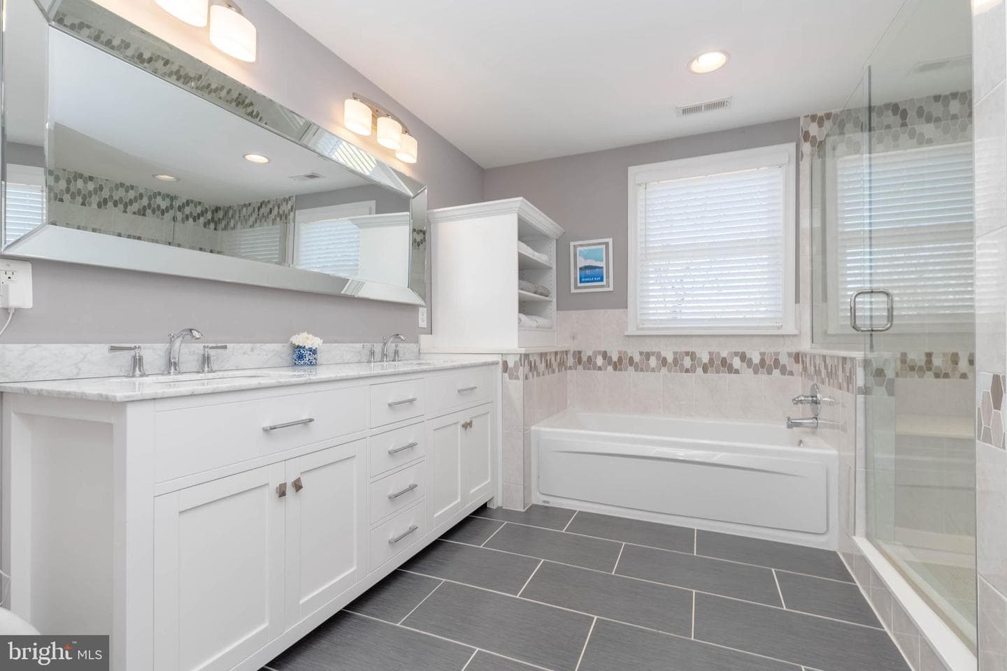 2828 Harford Road photo 35