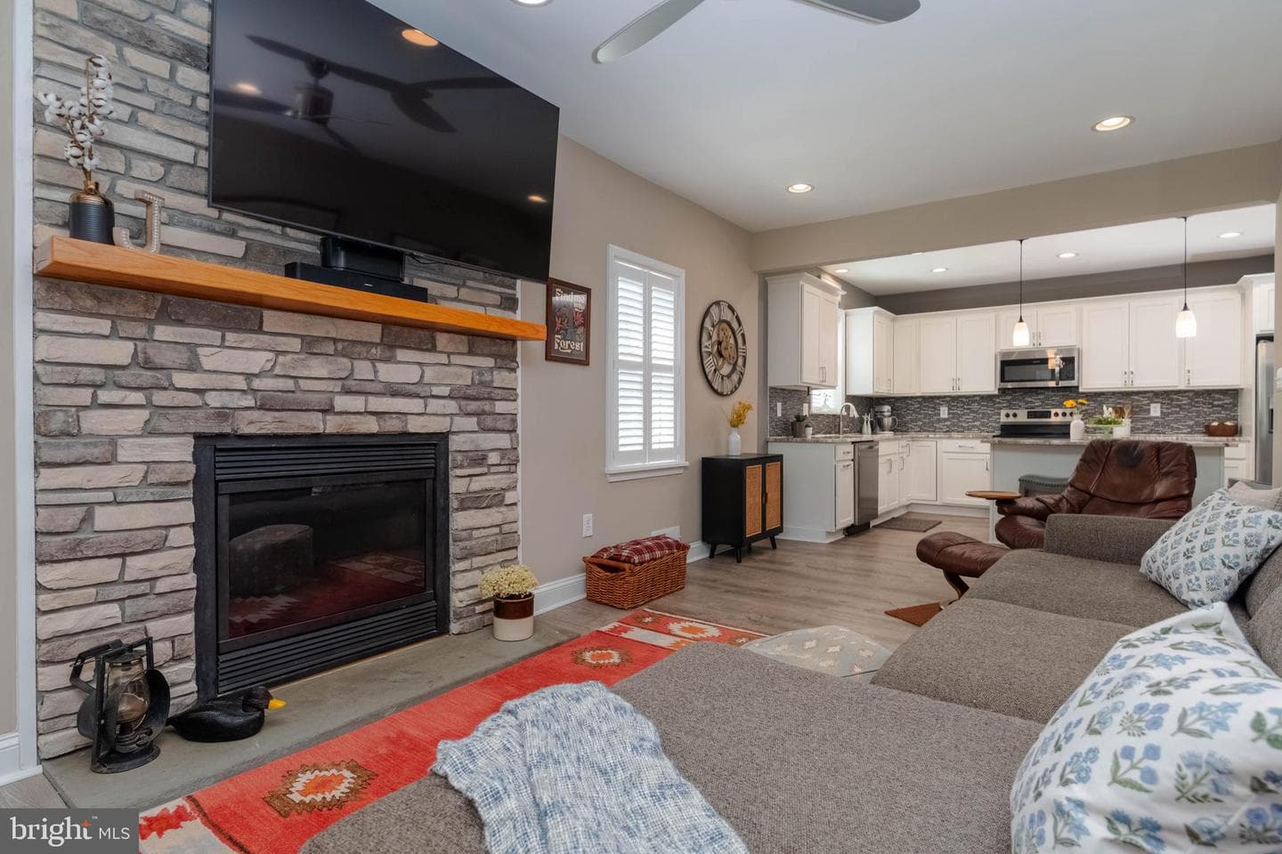 2828 Harford Road photo 9