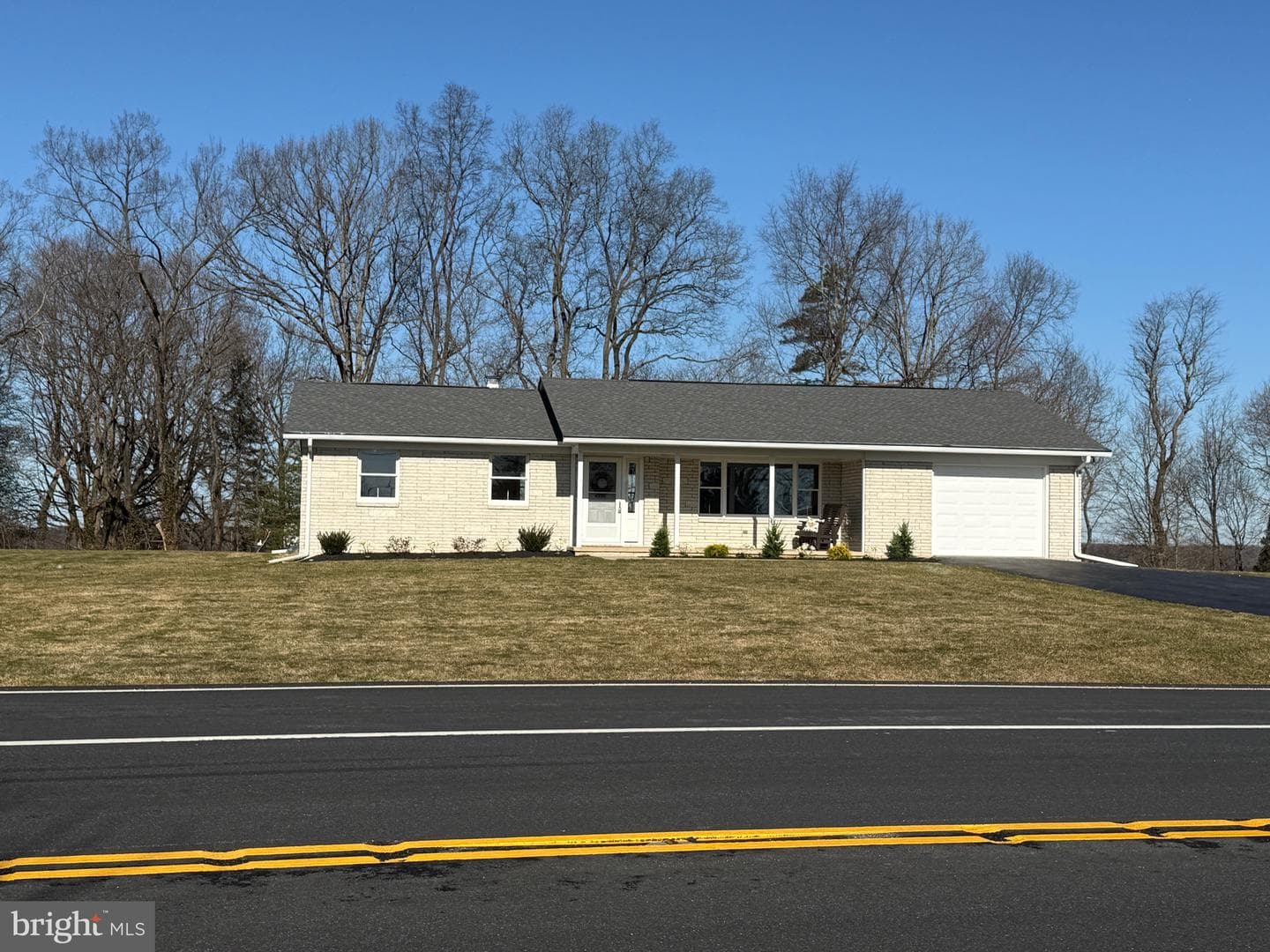 4200 Federal Hill Road photo 2